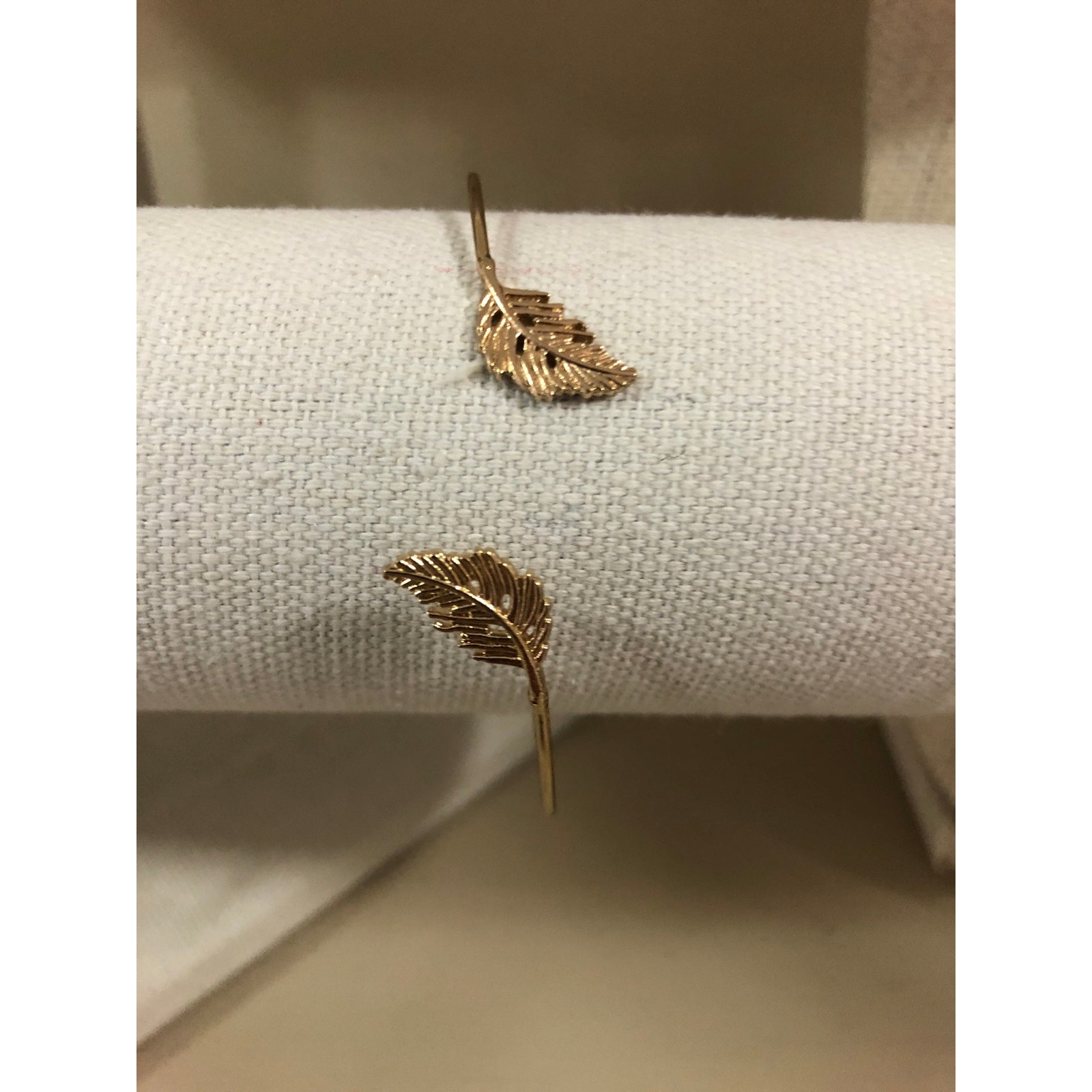 Leaf Bangle Bracelet-Gold